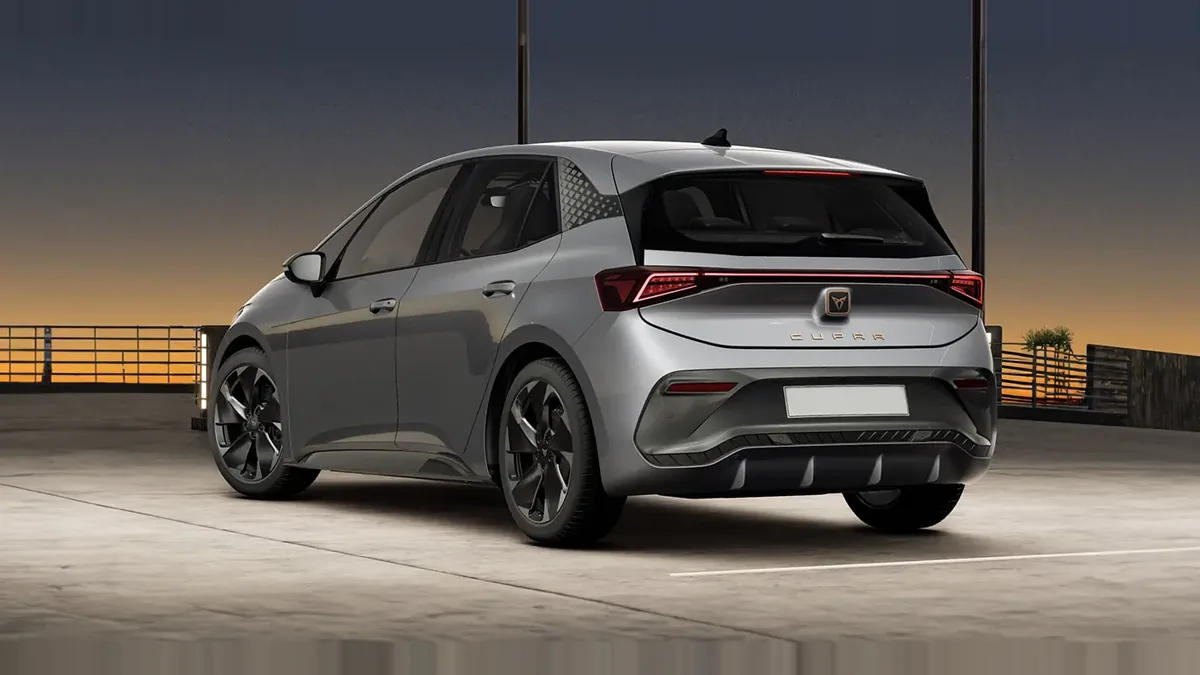 CUPRA Born e-Boost Pack Advanced Plus, 100% eléctrico, en renting — Trasera