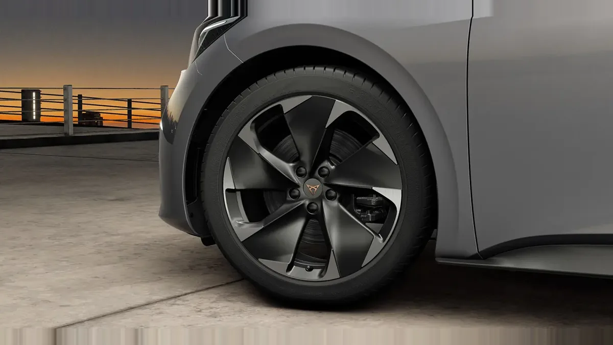 CUPRA Born e-Boost Pack Advanced Plus, 100% eléctrico, en renting — vista 6