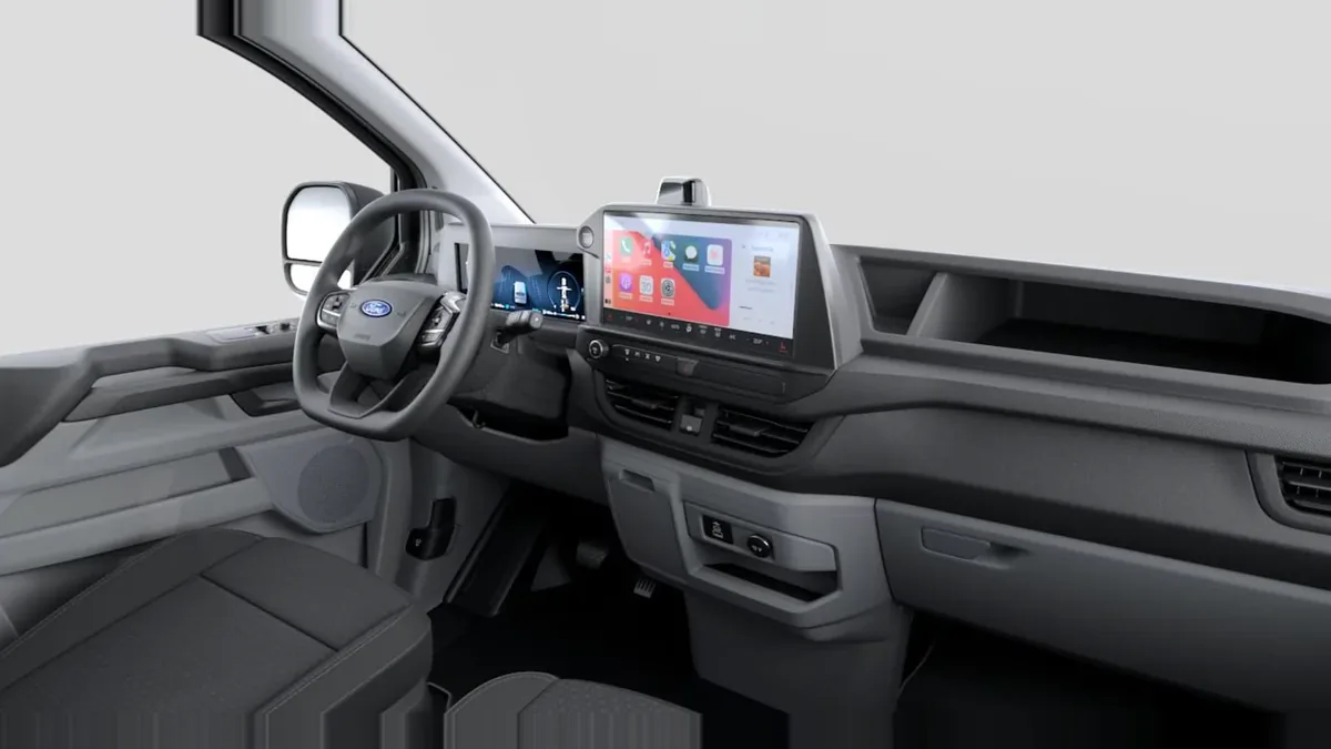 Ford TRANSIT Kombi 2.5 Duratec PHEV 171 340 L1 Trend, híbrido enchufable, en renting — Delantera