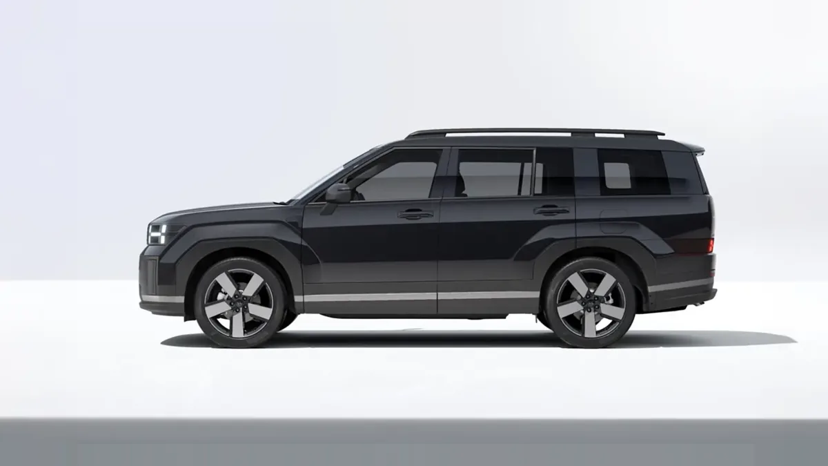Hyundai Santa Fe 1.6 T-GDI Maxx PHEV 252CV 4x4 6AT, híbrido enchufable, en renting — Trasera