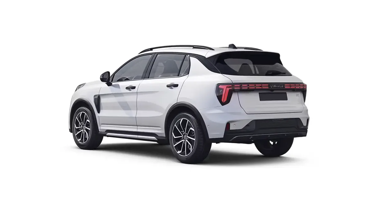 Lynk & Co 01 1.5 PHEV Core, híbrido enchufable, en renting — Trasera